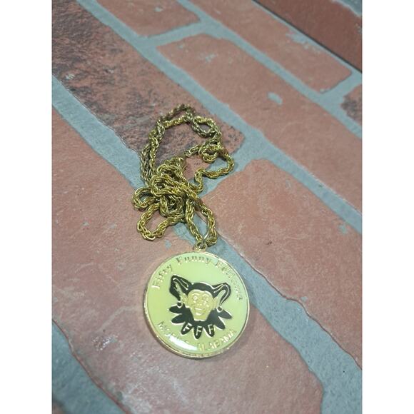 Fifty Funny Fellows 2003 Mardi Gras Doubloon Necklace Mobile Alabama - Picture 2 of 2